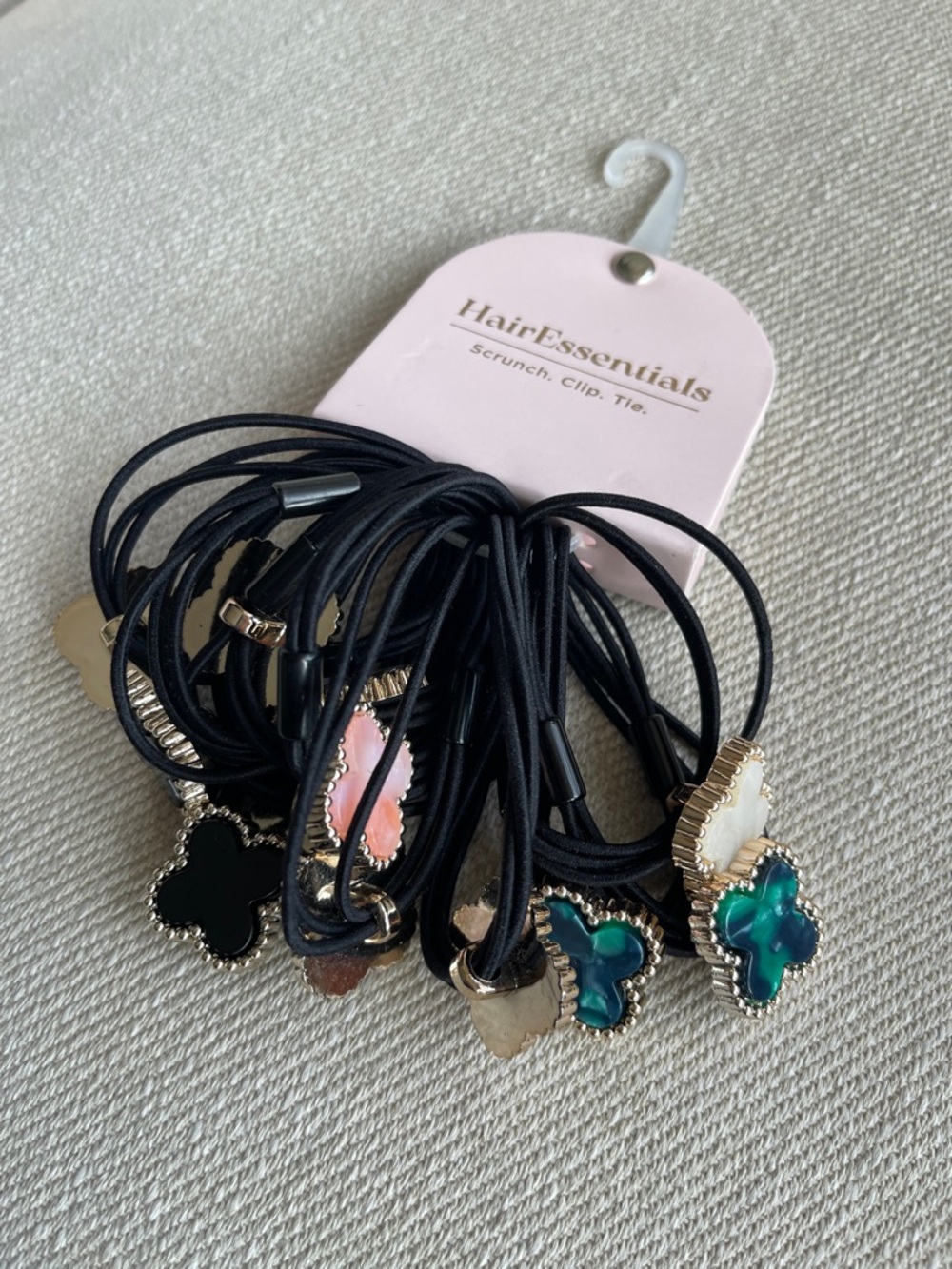 HAIR ESSENTIALS | 12pc Clover Charm Hair Tie Set | NWT Multi-Color | OS
